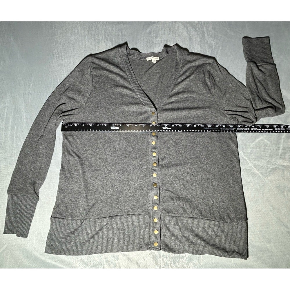Zenana Outfitters snap-front Gray Cardigan Size 3X - Picture 3 of 10